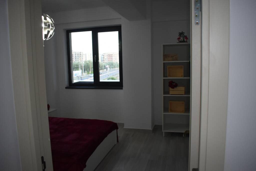 Apartment By The Lake With A View مامايا المظهر الخارجي الصورة